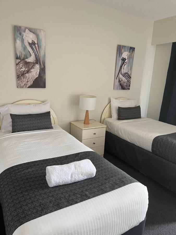 White Crest Apartments Hervey Bay Esterno foto