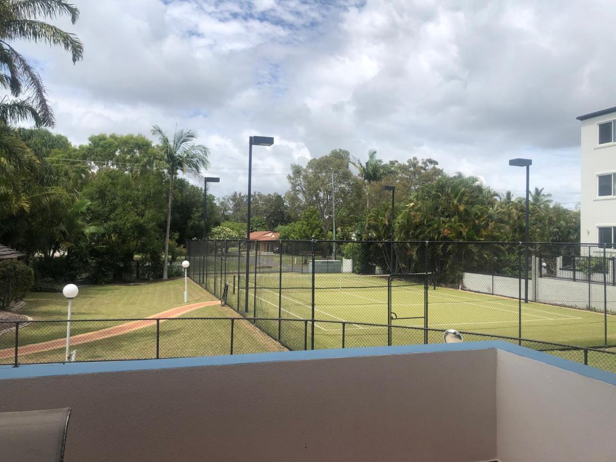 White Crest Apartments Hervey Bay Esterno foto