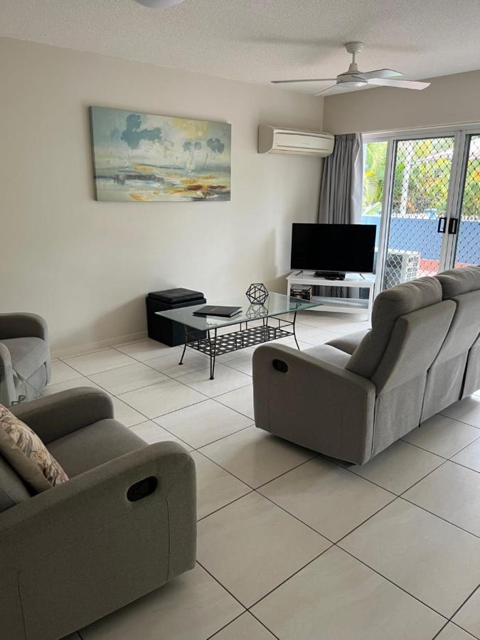 White Crest Apartments Hervey Bay Esterno foto