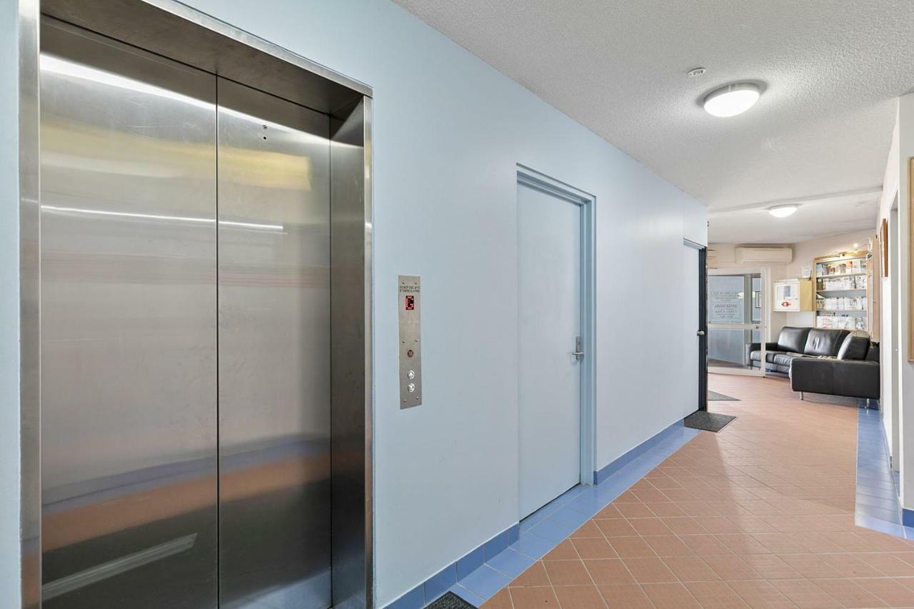 White Crest Apartments Hervey Bay Esterno foto
